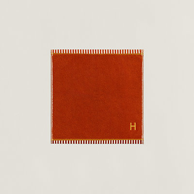 ビーチタオル 《ヨッティング》 GM | Hermès - エルメス-公式サイト ビーチタオル 《ヨッティング》 GM | Hermès - エルメス-公式サイト